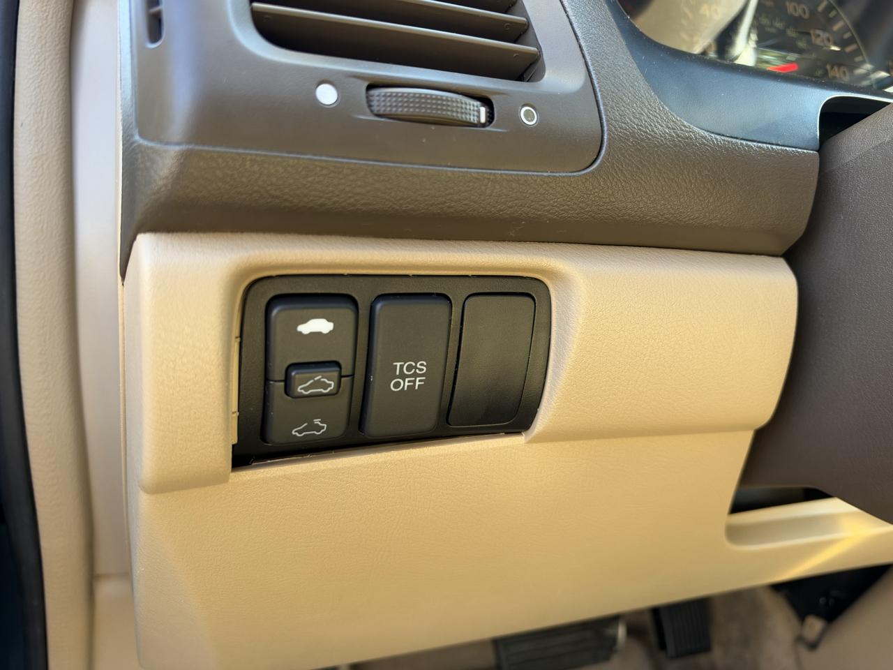 Honda Accord photo 21