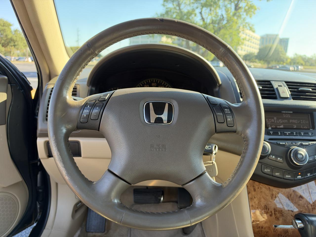 Honda Accord photo 13