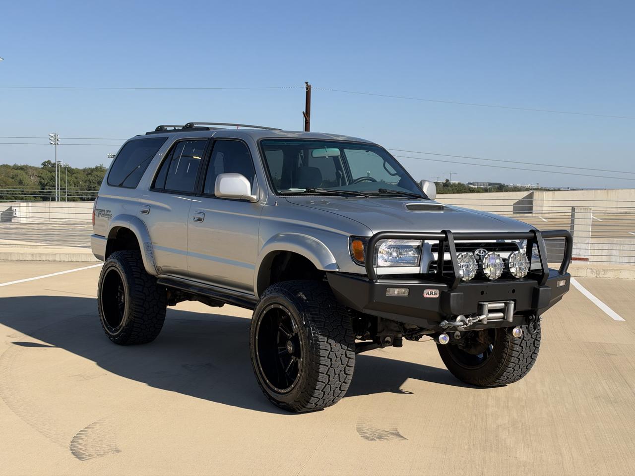 Toyota 4Runner 4dr SR5 3.4L Auto 4WD 2000
