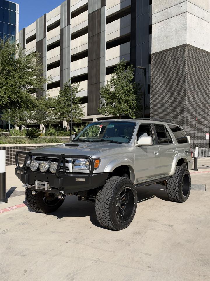 Toyota 4Runner 4dr SR5 3.4L Auto 4WD 2000