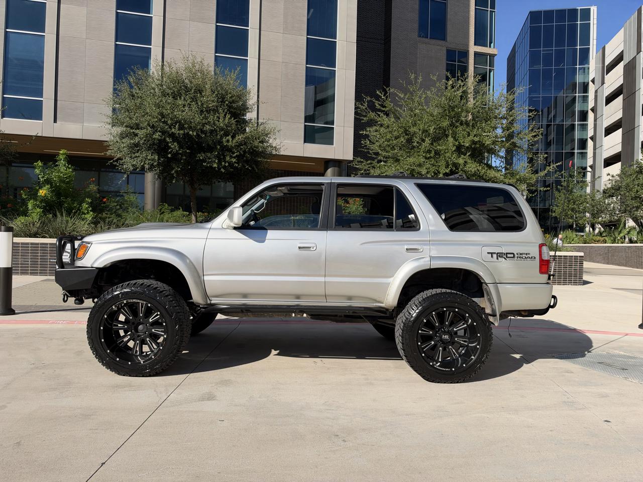 Toyota 4Runner 4dr SR5 3.4L Auto 4WD 2000