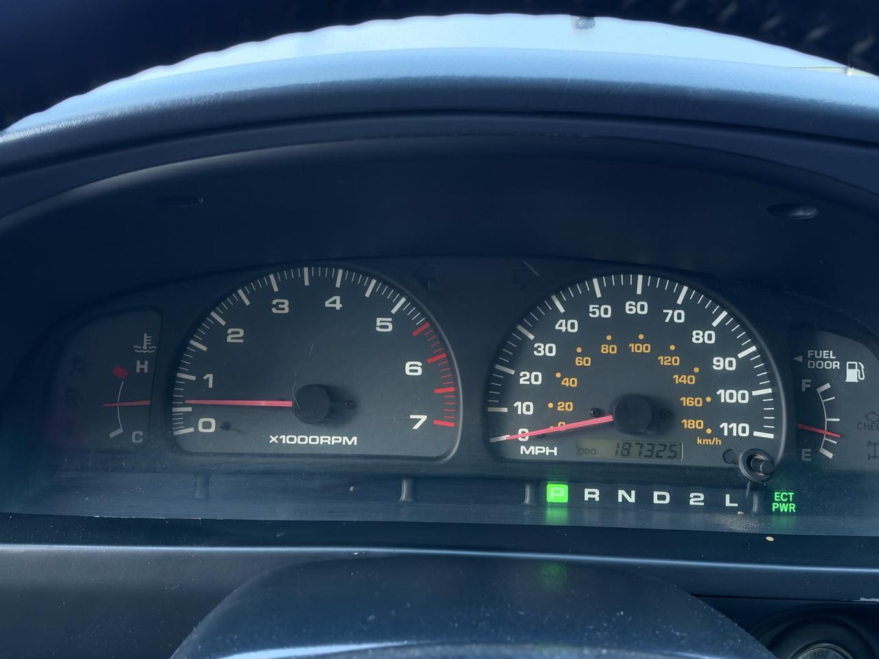 Toyota 4Runner 4dr SR5 3.4L Auto 4WD 2000