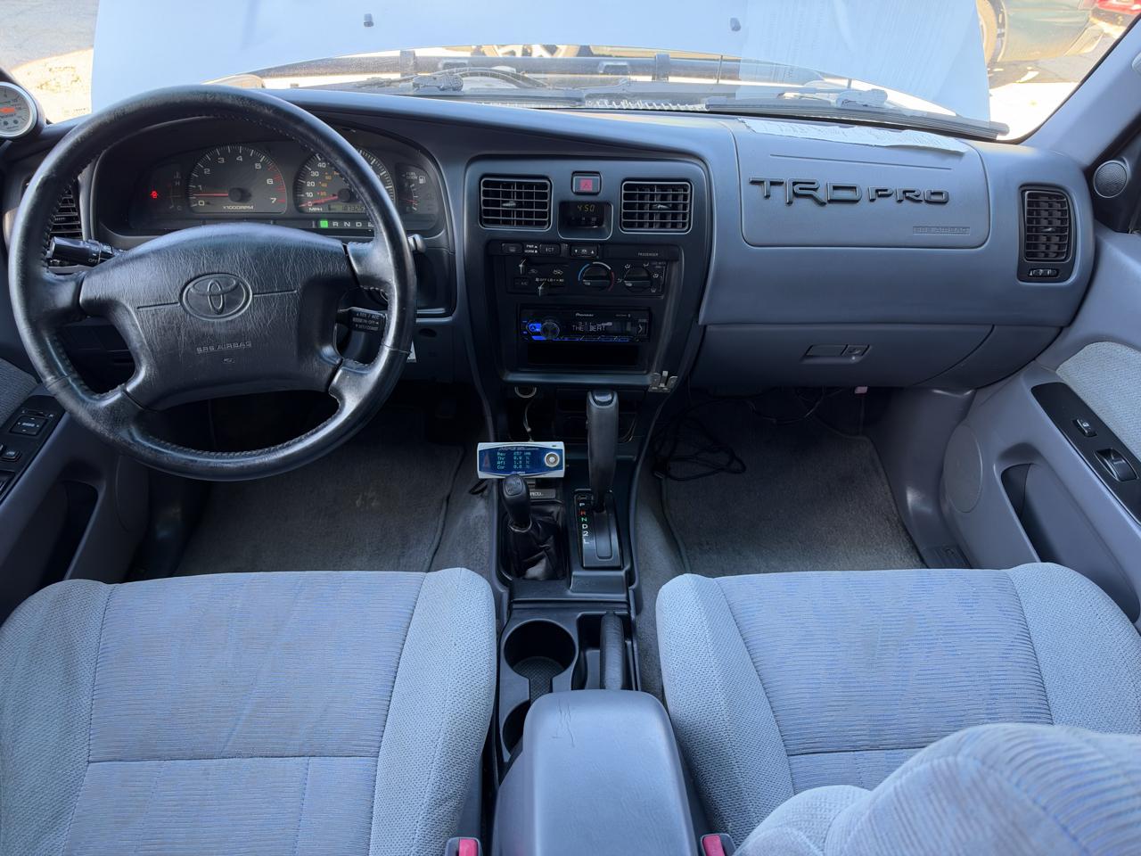 Toyota 4Runner 4dr SR5 3.4L Auto 4WD 2000