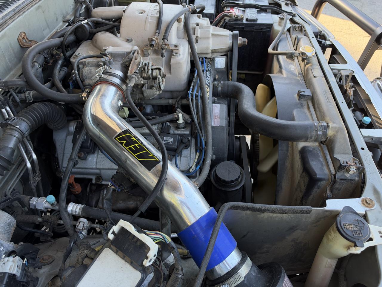 Toyota 4Runner 4dr SR5 3.4L Auto 4WD 2000