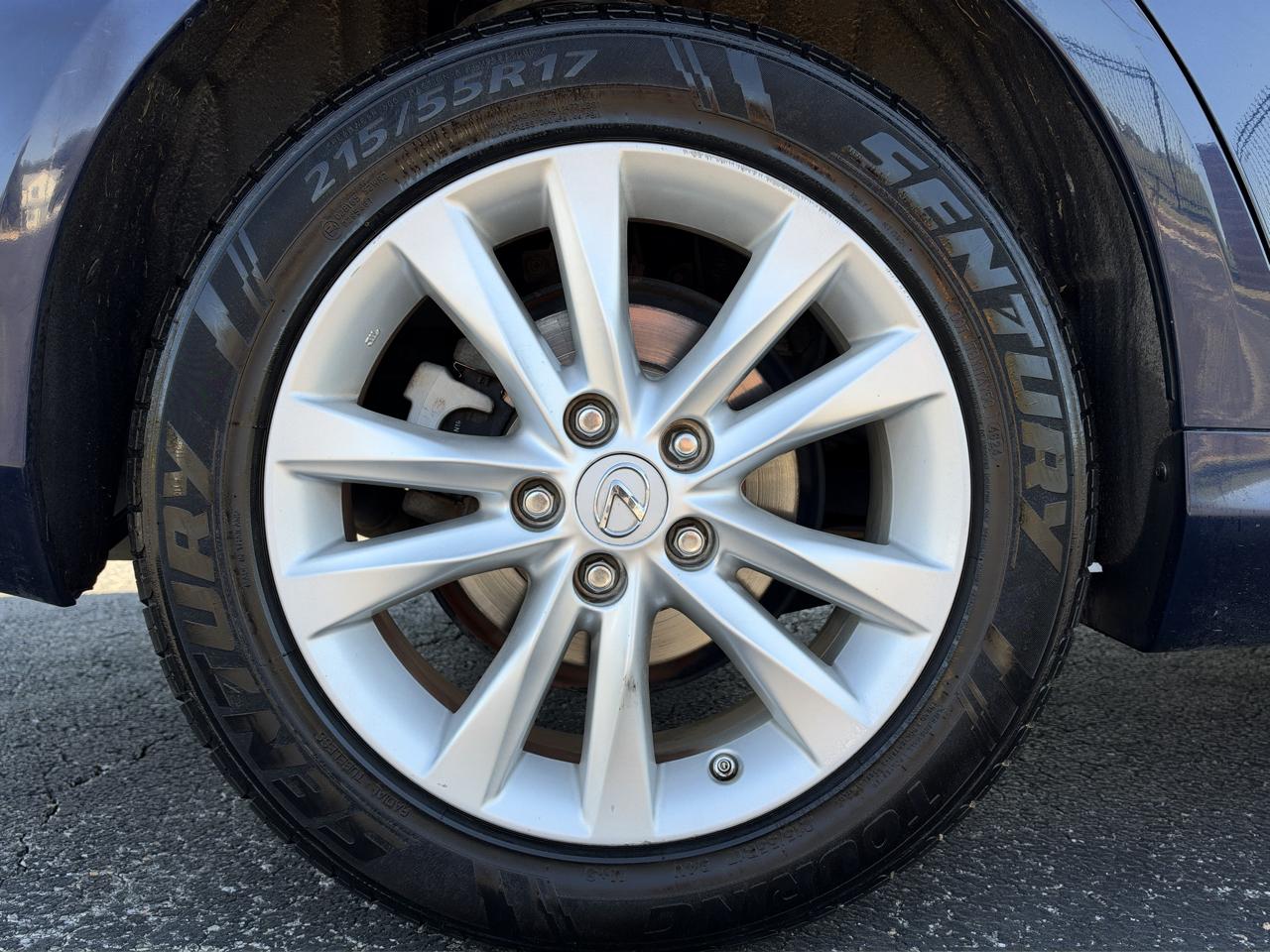 Lexus ES 350 4dr Sdn 2011
