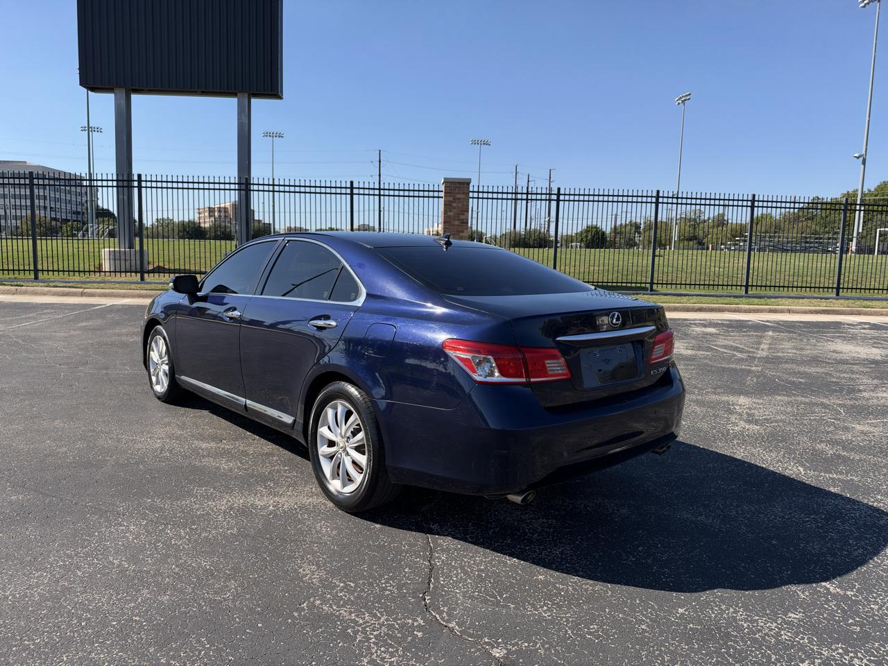Lexus ES 350 4dr Sdn 2011