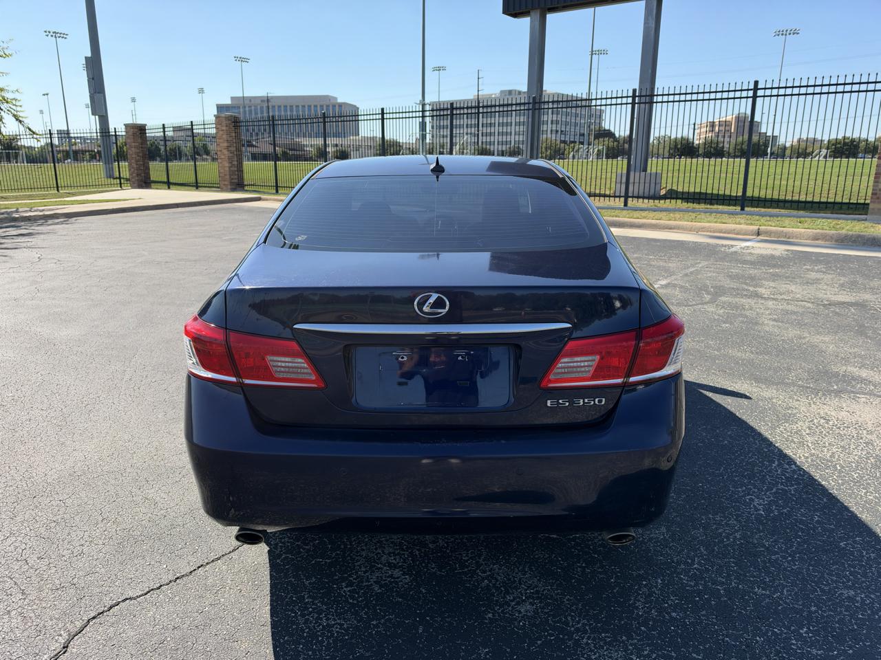 Lexus ES 350 4dr Sdn 2011