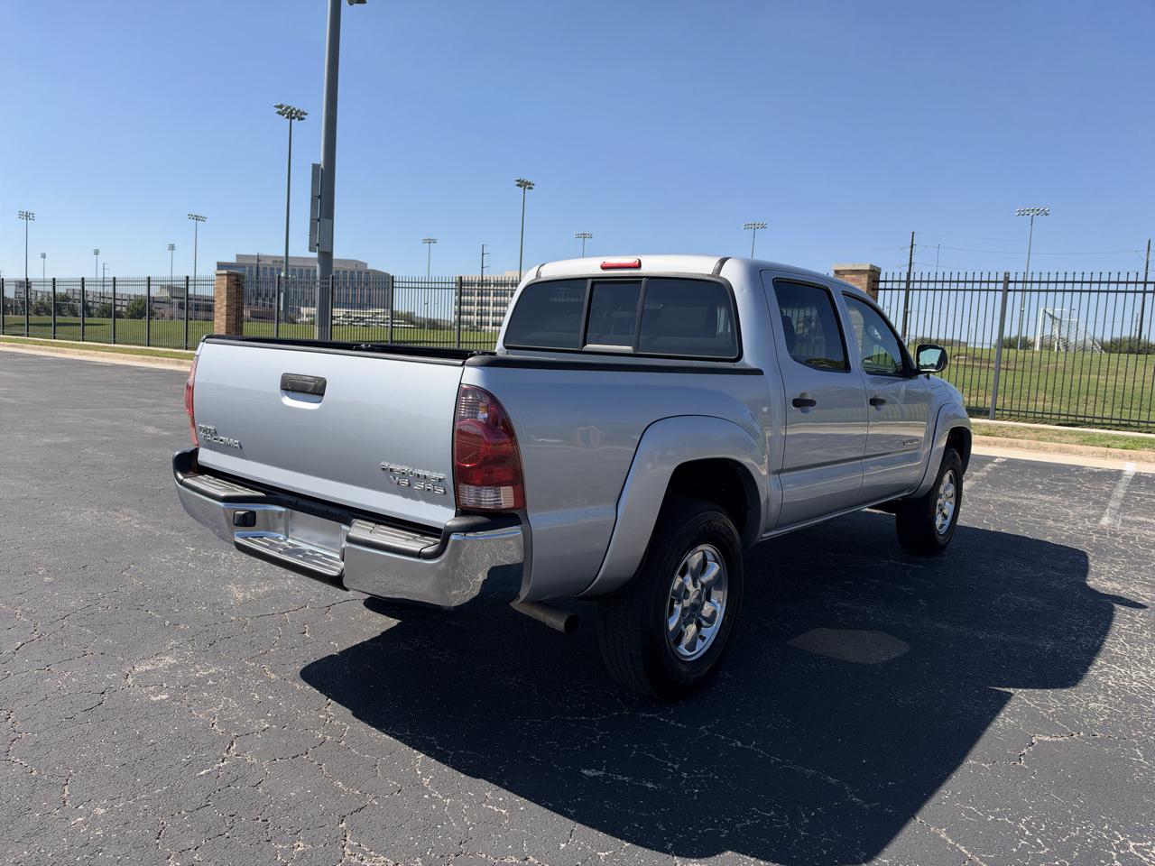 Toyota Tacoma Double 128" PreRunner Auto (Natl) 2005