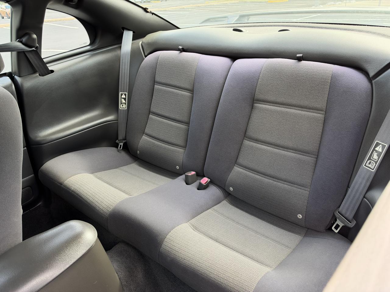 Ford Mustang 2dr Cpe Standard 2003