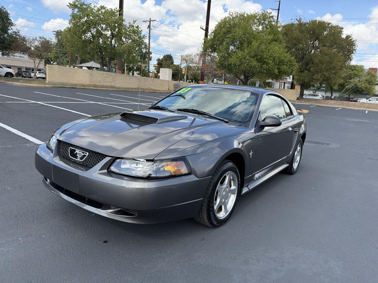 Ford Mustang 2dr Cpe Standard 2003