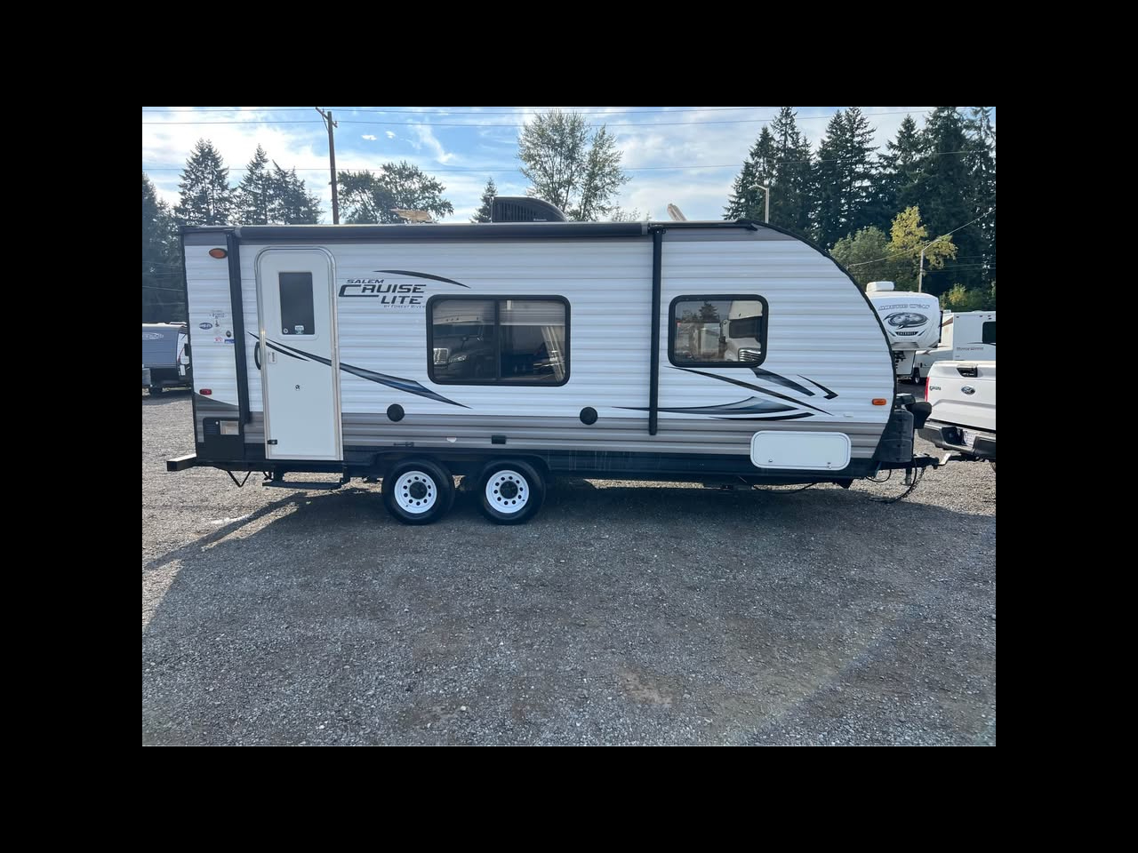 2015 Salem Cruise Lite 221RBXL