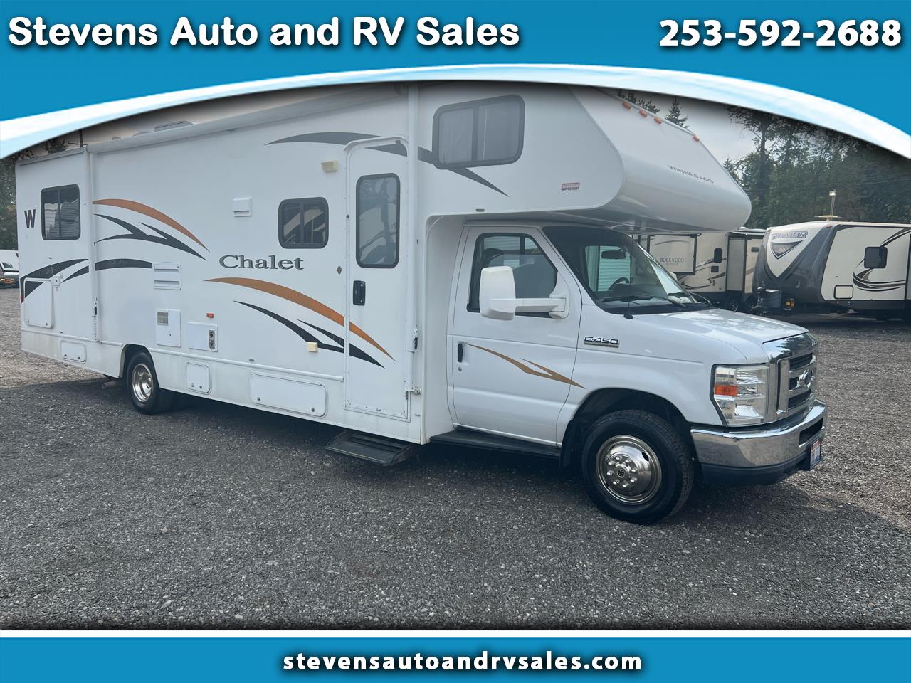 2011 Winnebago Chalet 31CR