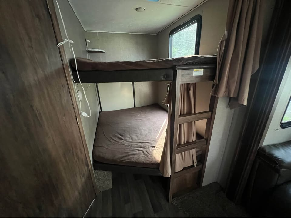 Keystone RV Cougar  2018 Keystone RV Cougar  2018