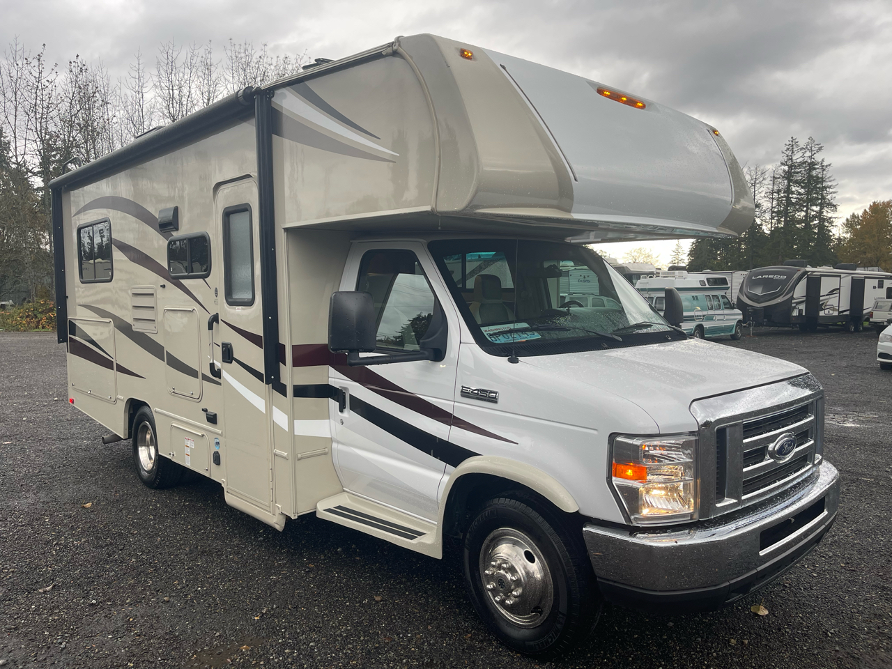 2018 Coachmen Leprechaun 