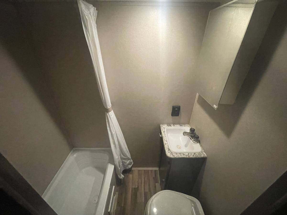 Keystone RV Hideout  2019