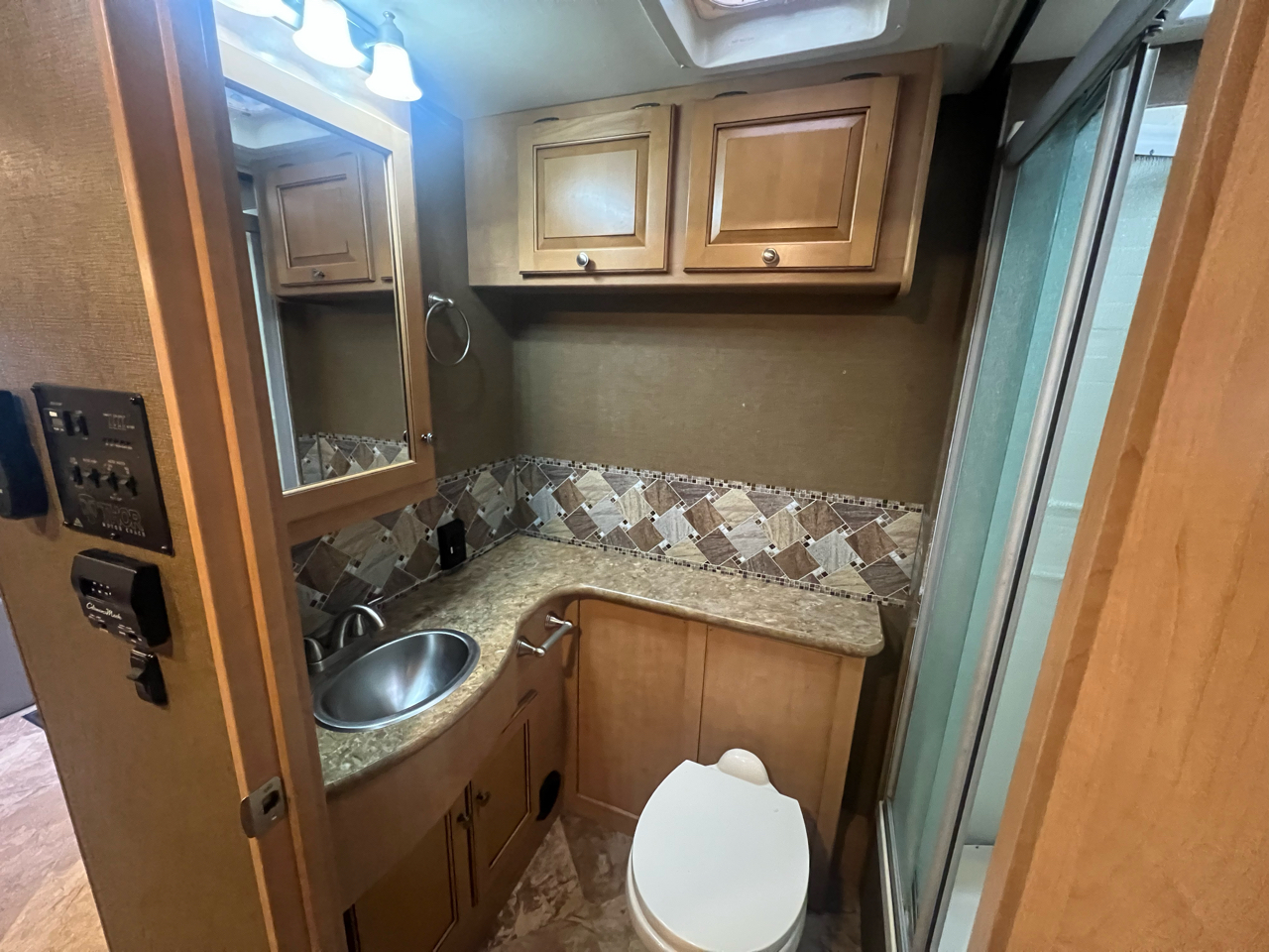 Thor Motor Coach Windsport  2016