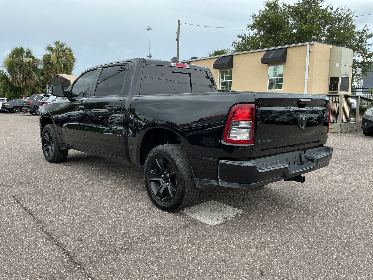 RAM 1500 Big Horn Crew Cab SWB 4WD 2020