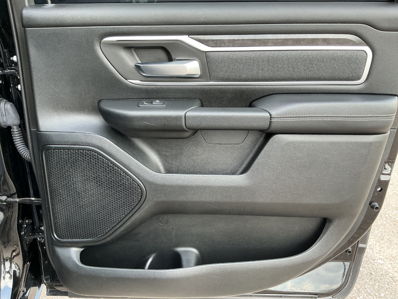 RAM 1500 Big Horn Crew Cab SWB 4WD 2020