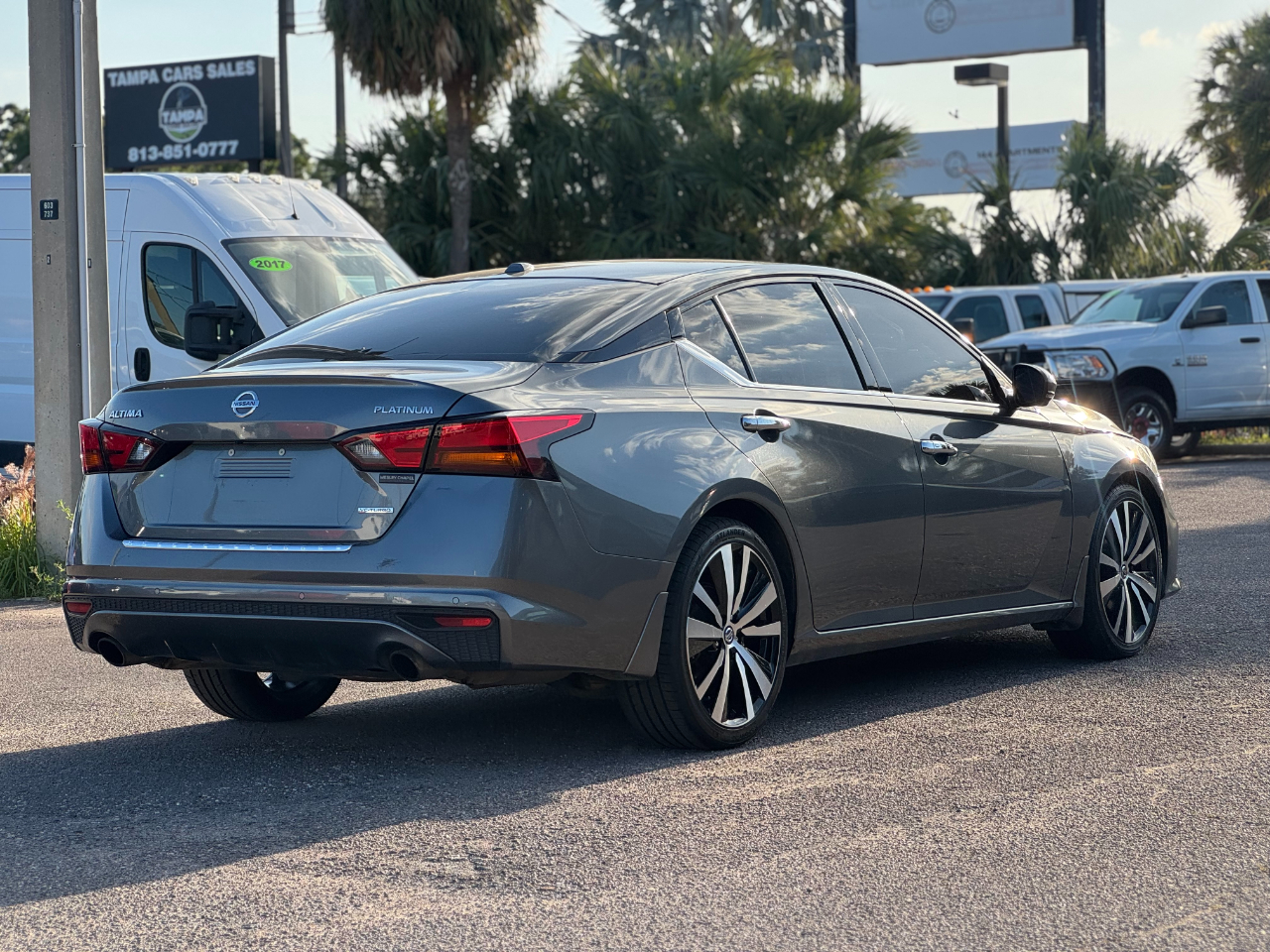 Nissan Altima 2.0 Platinum Sedan 2020