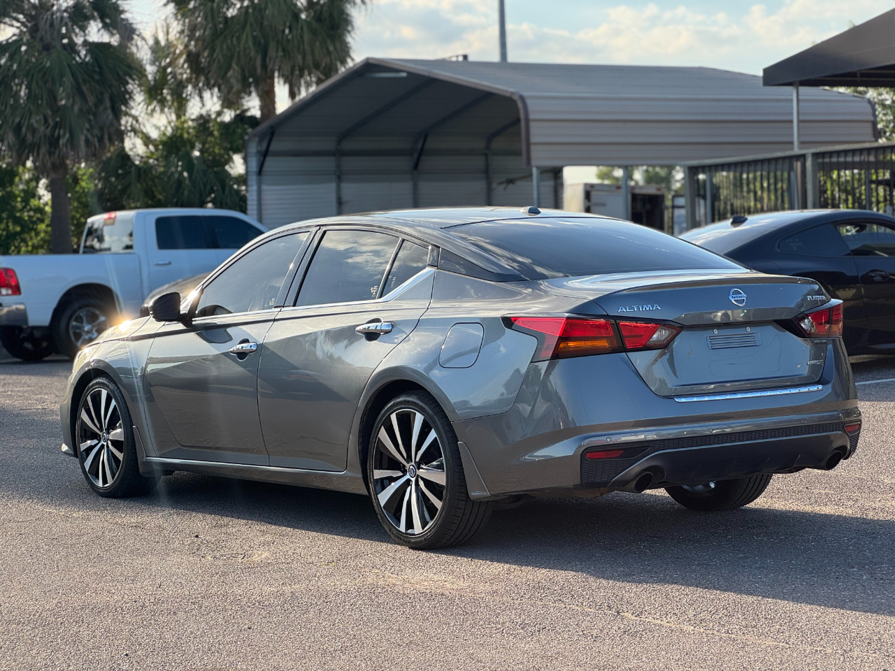 Nissan Altima 2.0 Platinum Sedan 2020