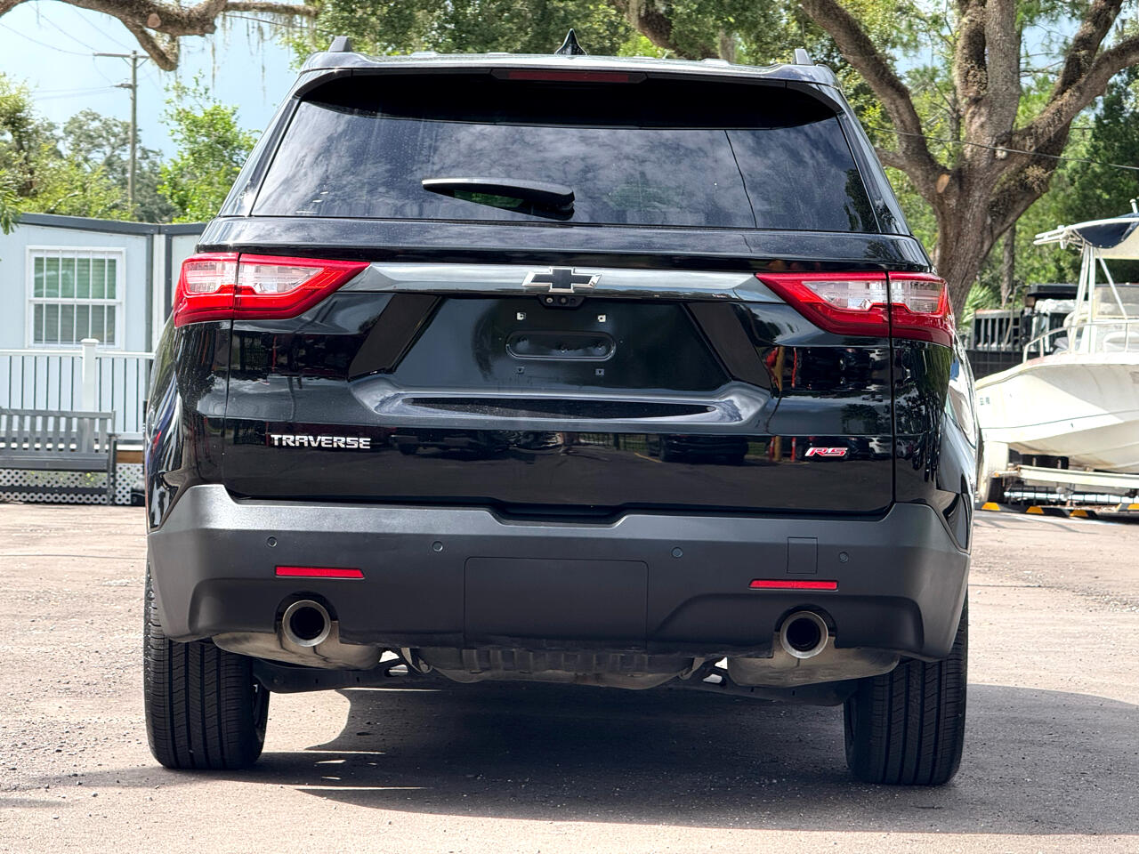 2020 Chevrolet Traverse RS photo 2