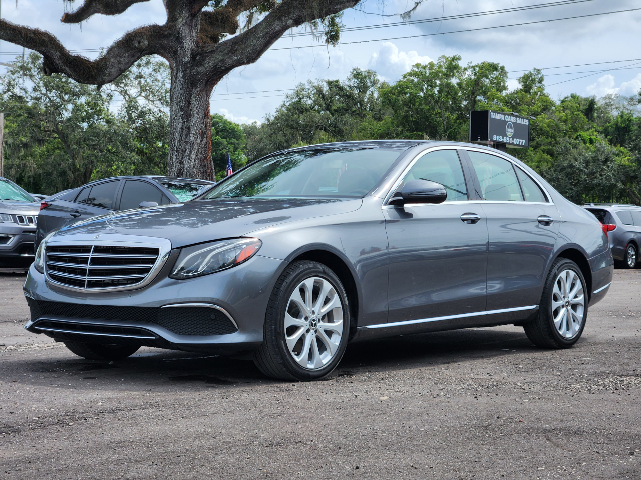 Mercedes-Benz E-Class E300 Luxury 4MATIC Sedan 2018