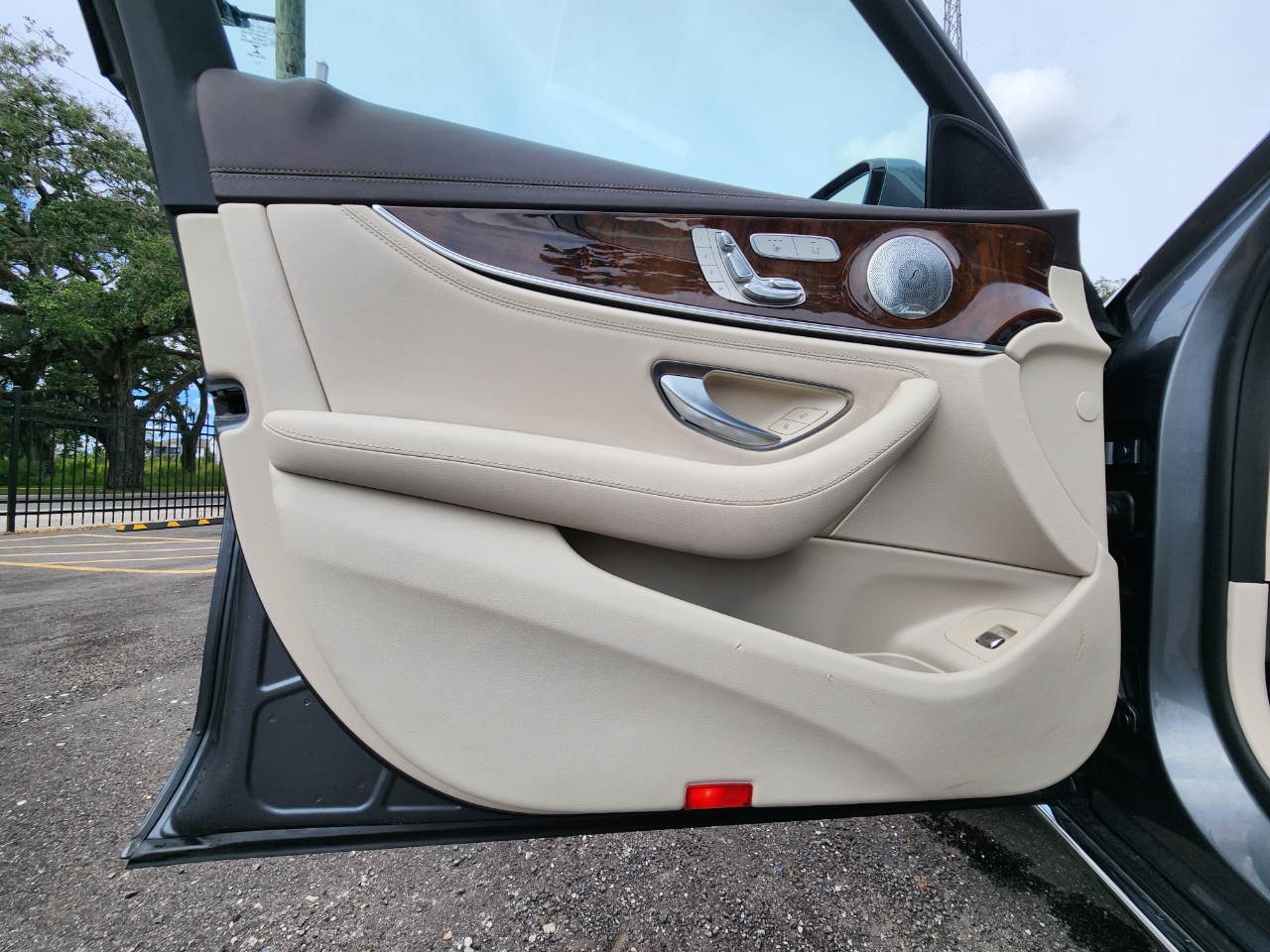 Mercedes-Benz E-Class E300 Luxury 4MATIC Sedan 2018