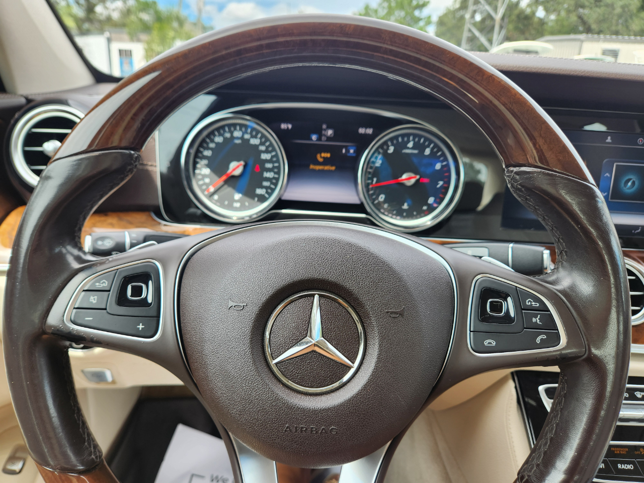Mercedes-Benz E-Class E300 Luxury 4MATIC Sedan 2018