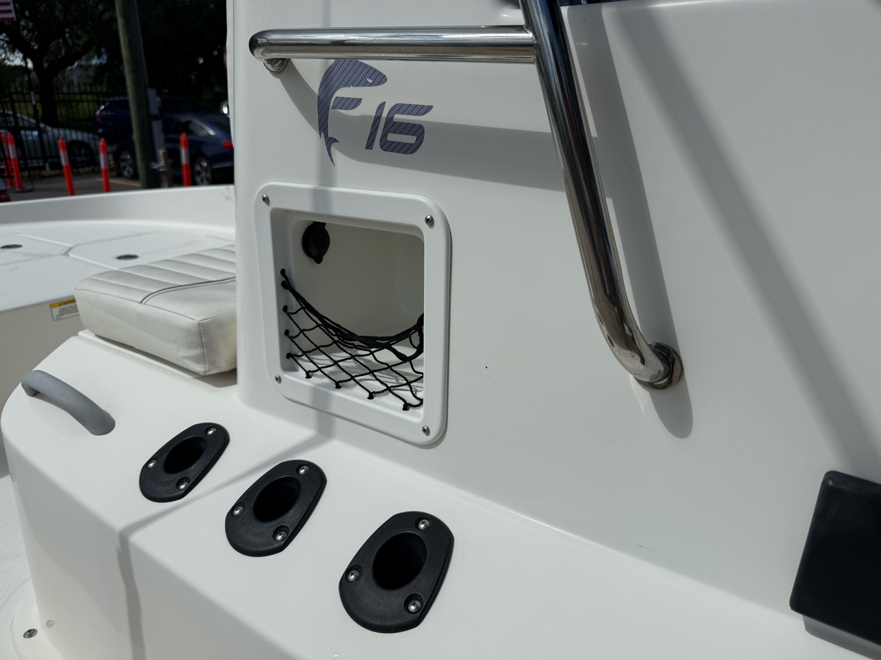 Bayliner Element  2018