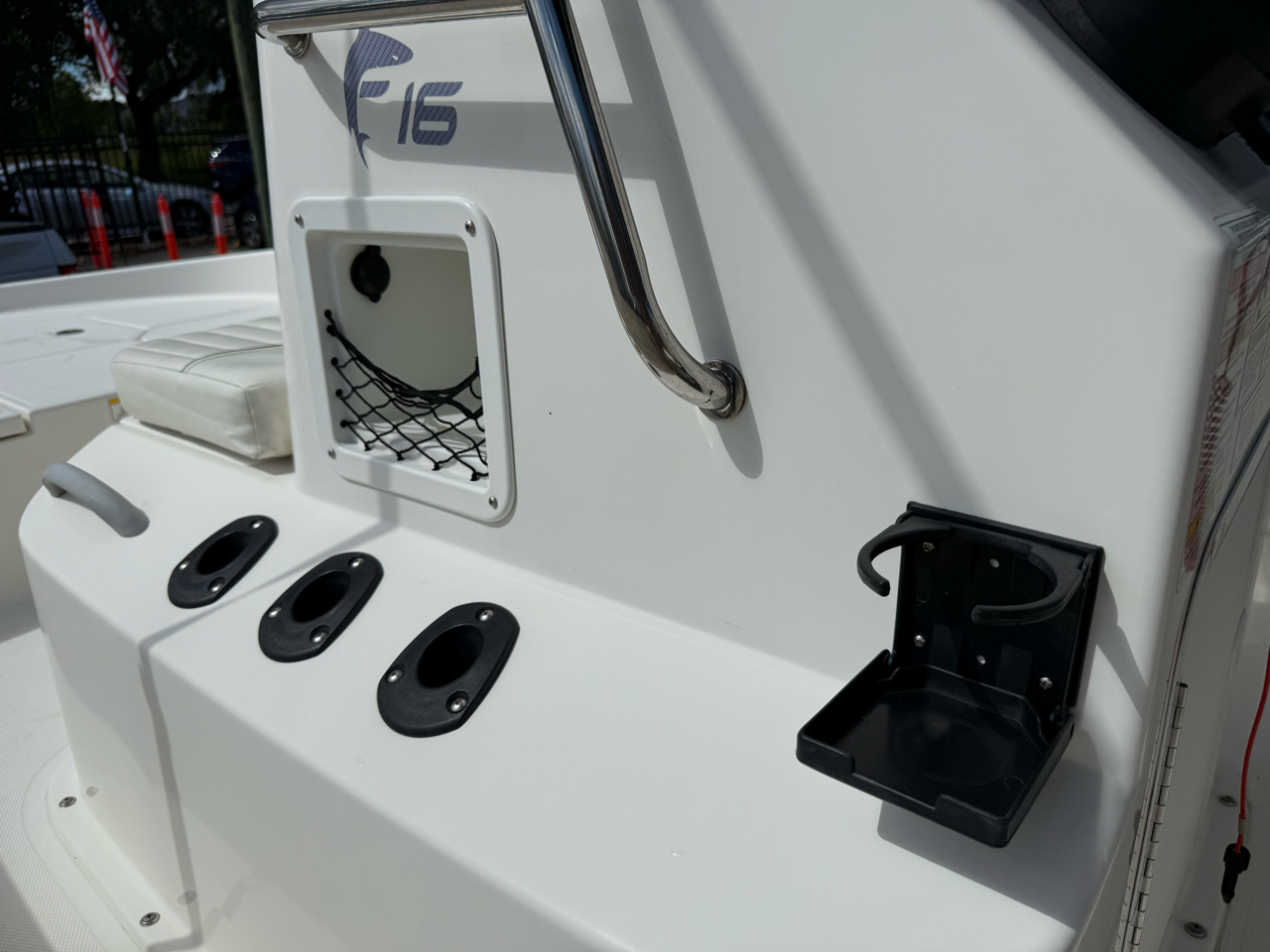 Bayliner Element  2018