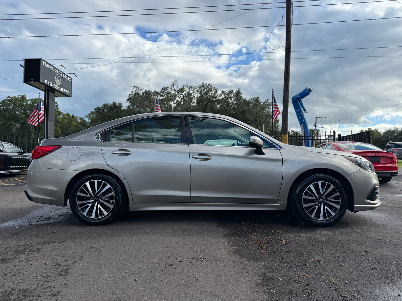 2018 Subaru Legacy Premium photo 2