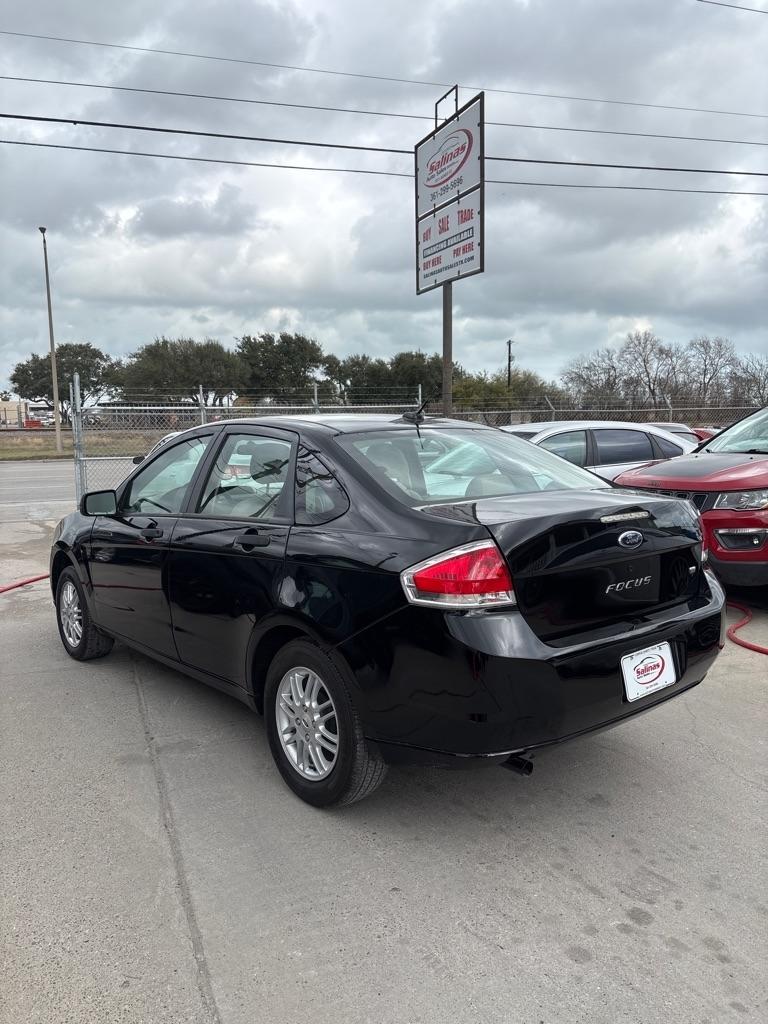 Ford Focus SE Sedan 2009