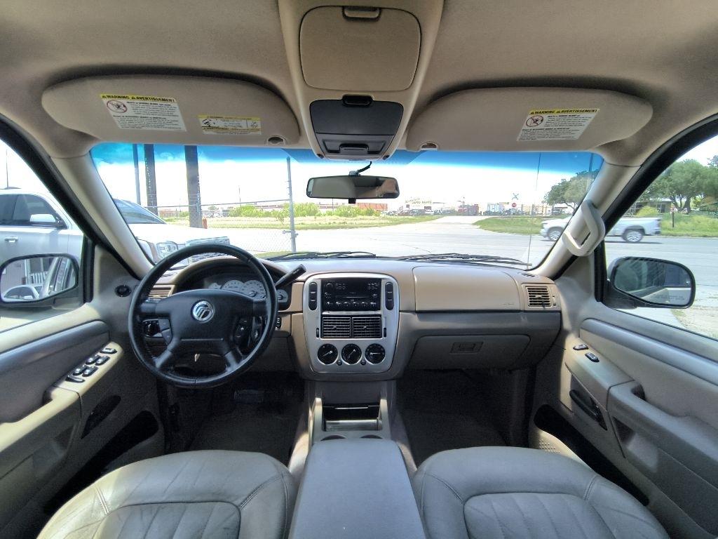 Mercury Mountaineer Convenience 4.0L 2WD 2004