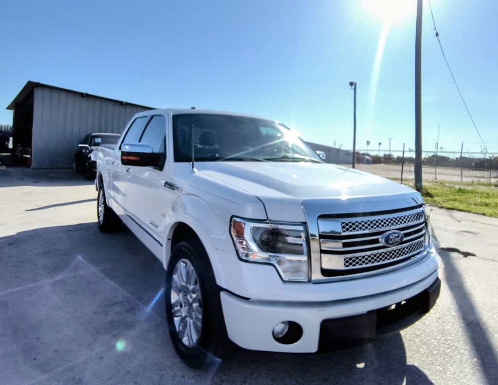 Ford F-150 XL SuperCrew 5.5-ft. Bed 2WD 2014 Ford F-150 XL SuperCrew 5.5-ft. Bed 2WD 2014