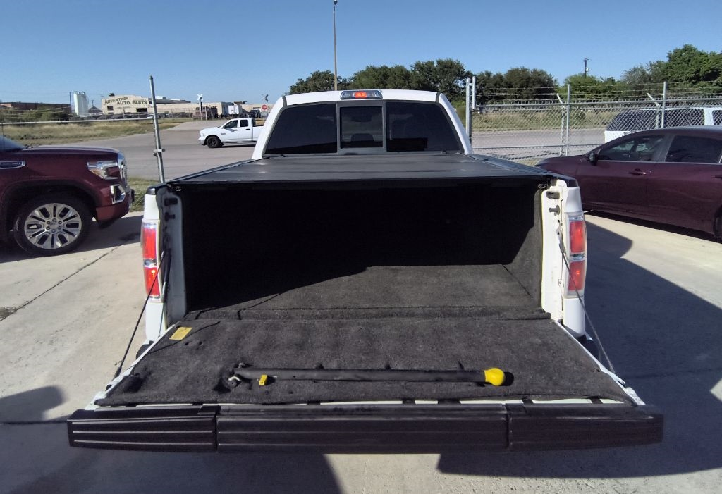 Ford F-150 XL SuperCrew 5.5-ft. Bed 2WD 2014 Ford F-150 XL SuperCrew 5.5-ft. Bed 2WD 2014
