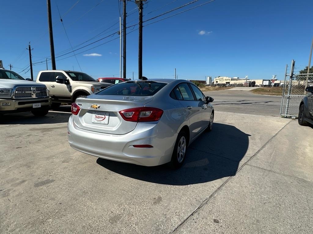 Chevrolet Cruze LS Auto 2018
