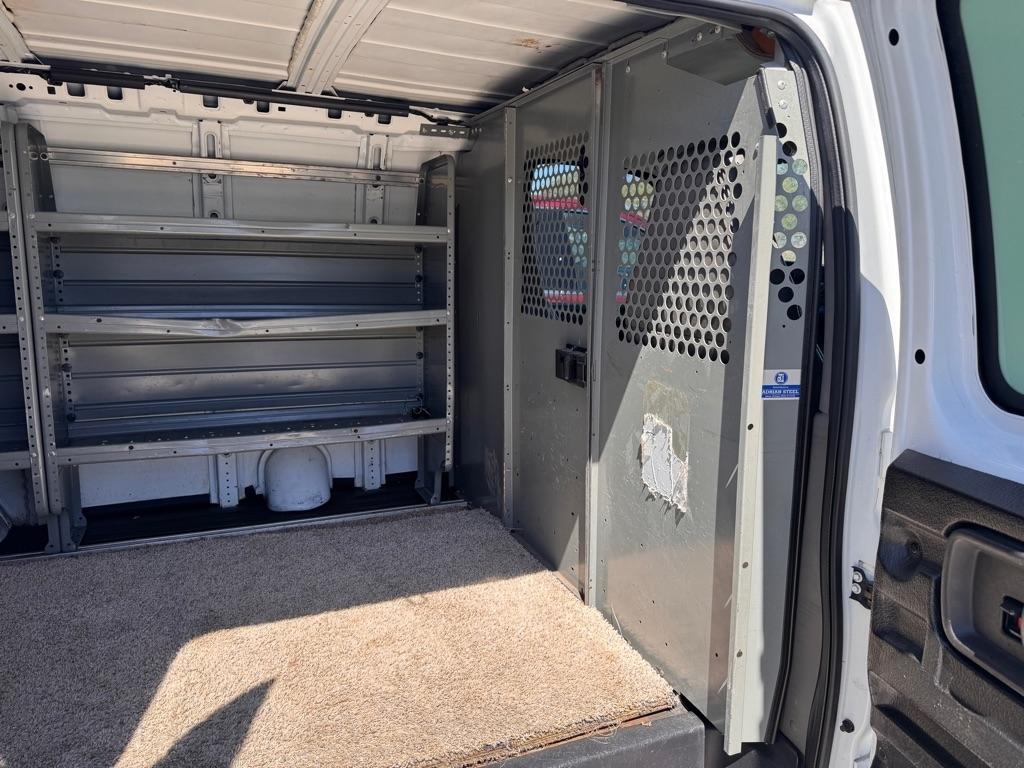 Chevrolet Express 1500 Cargo 2009