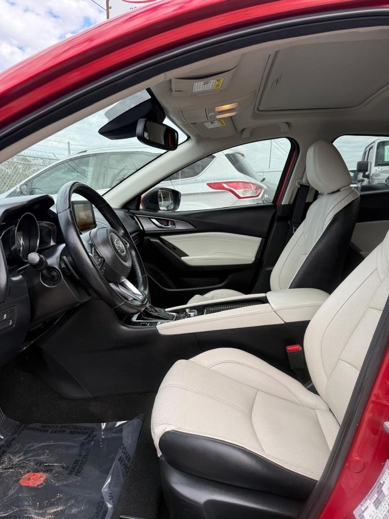 Mazda MAZDA3 s Grand Touring AT 4-Door 2018