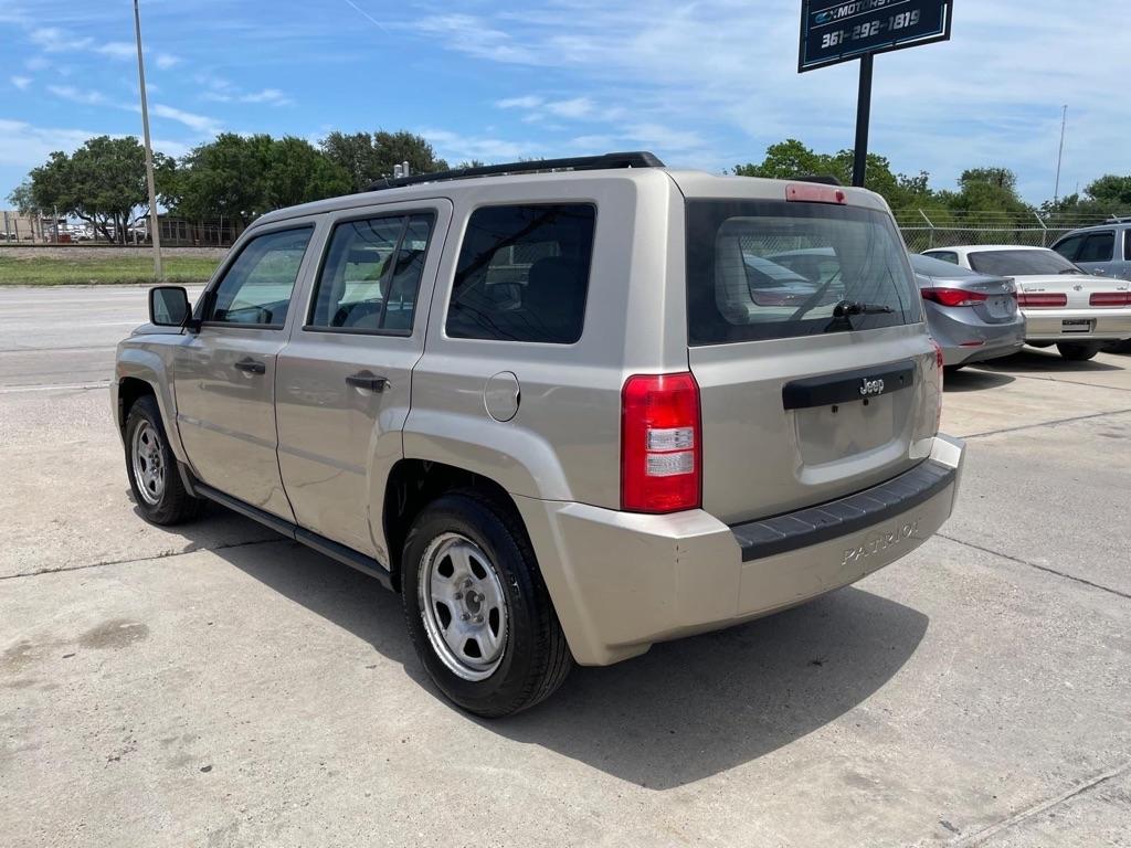 Jeep Patriot Sport 2WD 2010