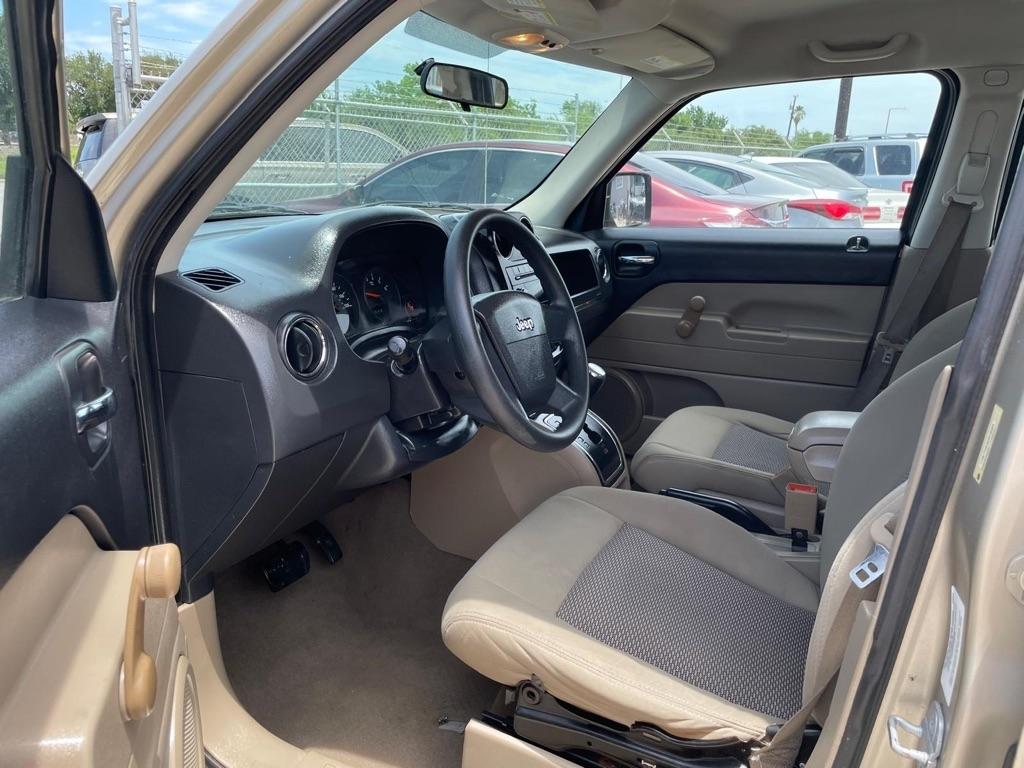 Jeep Patriot Sport 2WD 2010