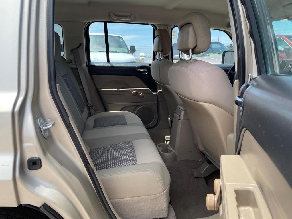 Jeep Patriot Sport 2WD 2010