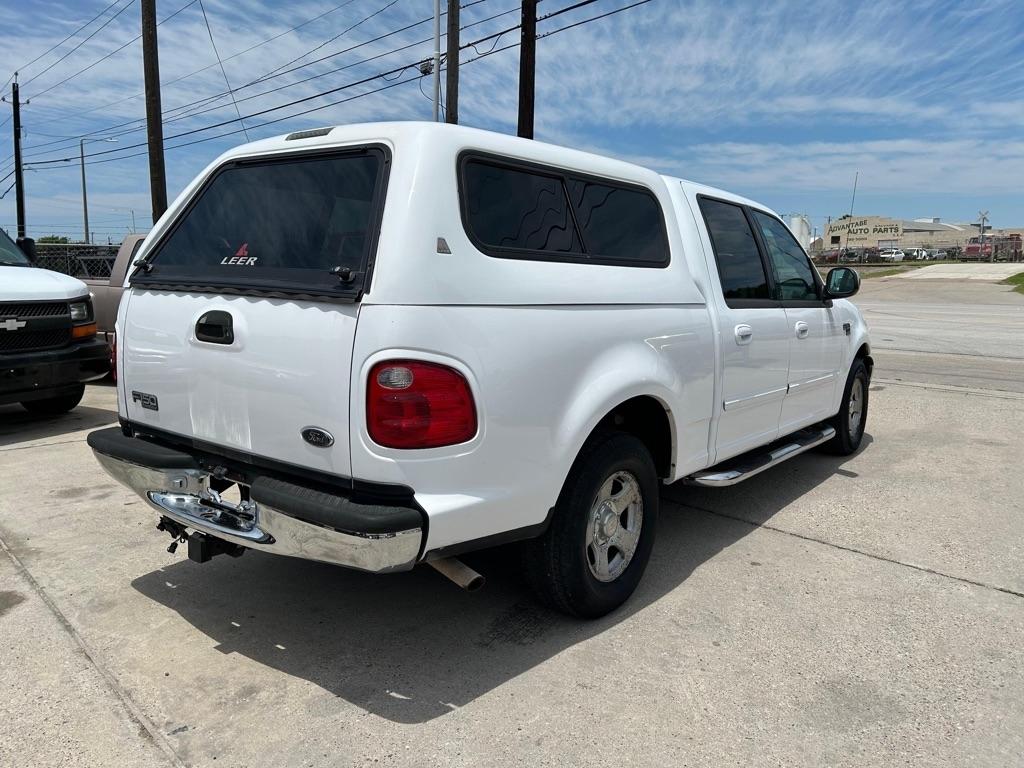 Ford F-150 XLT SuperCrew 2WD 2001