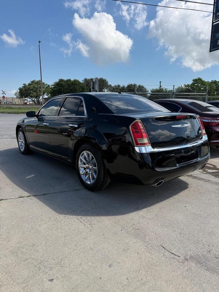 Chrysler 300 Limited RWD 2012