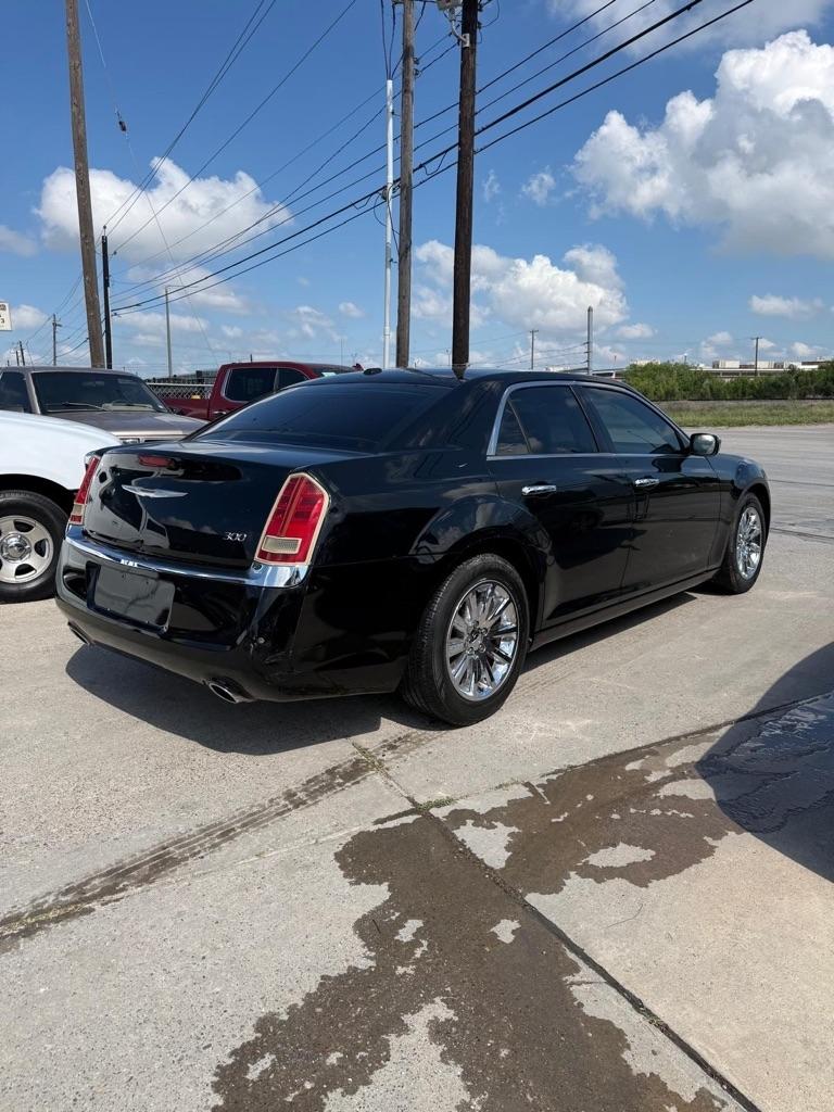 Chrysler 300 Limited RWD 2012