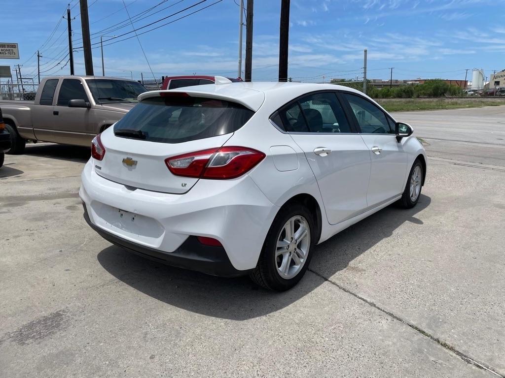 Chevrolet Cruze LT Auto Hatchback 2017