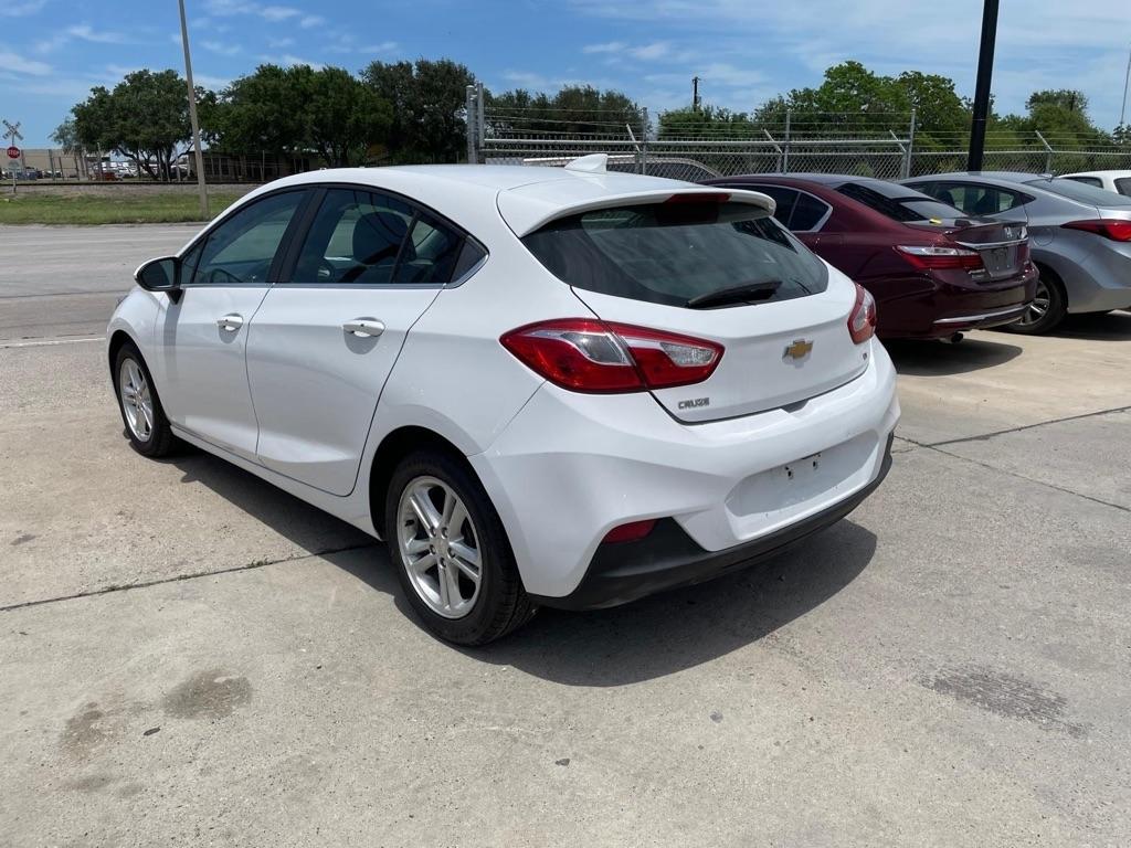 Chevrolet Cruze LT Auto Hatchback 2017