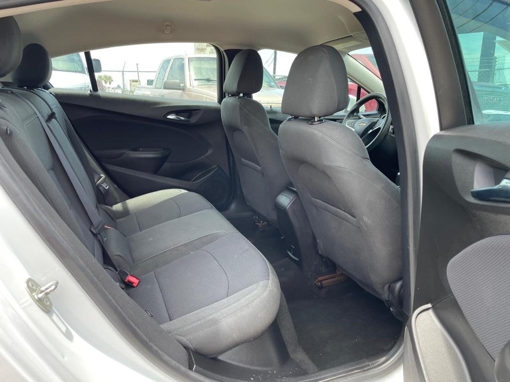 Chevrolet Cruze LT Auto Hatchback 2017