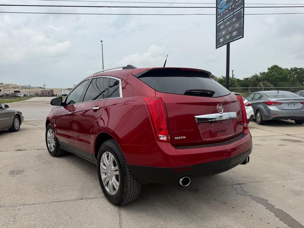 Cadillac SRX Luxury Collection 2011