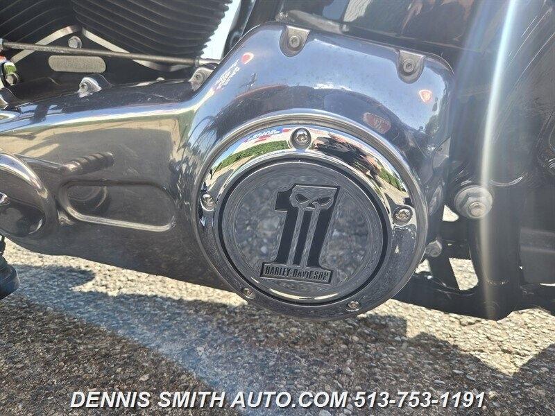 Harley-Davidson FLS103  2015