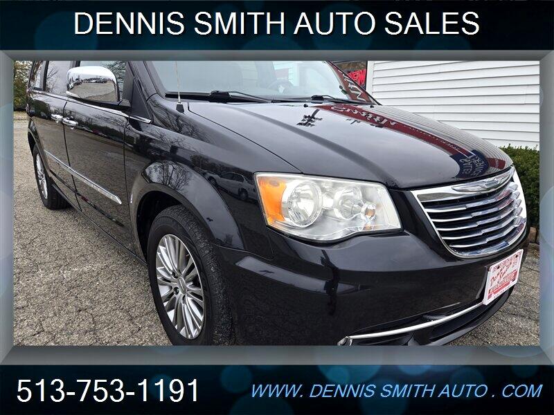 2014 Chrysler Town & Country Touring-L